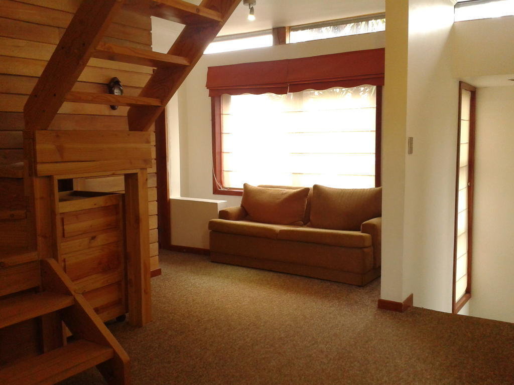 Hostal Los Avellanos 테무코 외부 사진